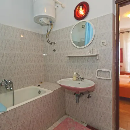 Stefani Apartment *